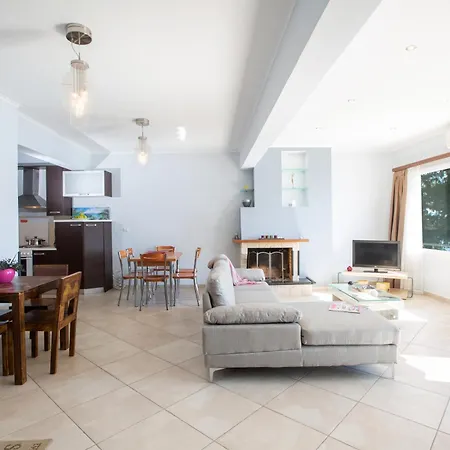 Agoritsa Beachfront With Its Own Pontoon Nydri (Lefkada)