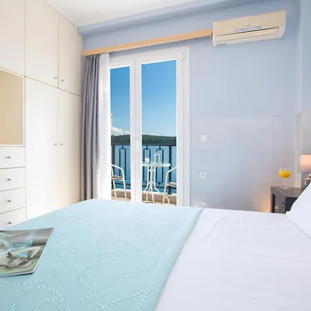 Agoritsa Beachfront With Its Own Pontoon Nydri (Lefkada)