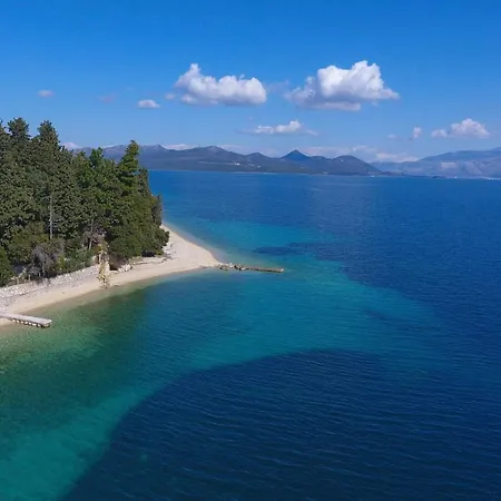 Agoritsa Beachfront With Its Own Pontoon *