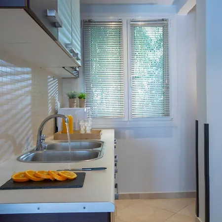 Agoritsa Beachfront With Its Own Pontoon * Nydri (Lefkada)