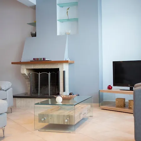 Agoritsa Beachfront With Its Own Pontoon * Nydri (Lefkada)