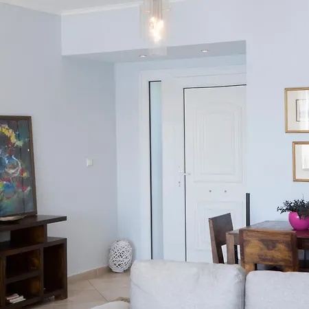 Agoritsa Beachfront With Its Own Pontoon Apartment *