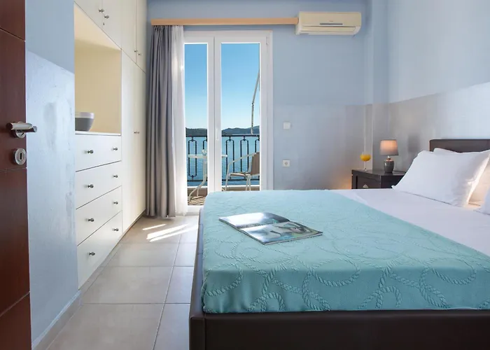 Appartement Agoritsa Beachfront With Its Own Pontoon *