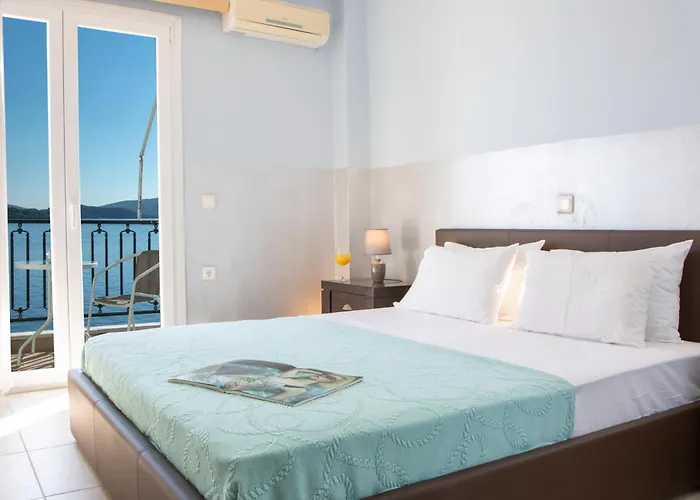 Agoritsa Beachfront With Its Own Pontoon * Nydri (Lefkada)