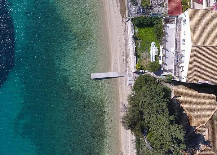 Appartement Agoritsa Beachfront With Its Own Pontoon