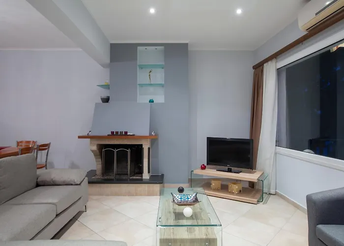 Agoritsa Beachfront With Its Own Pontoon * Nydri (Lefkada)