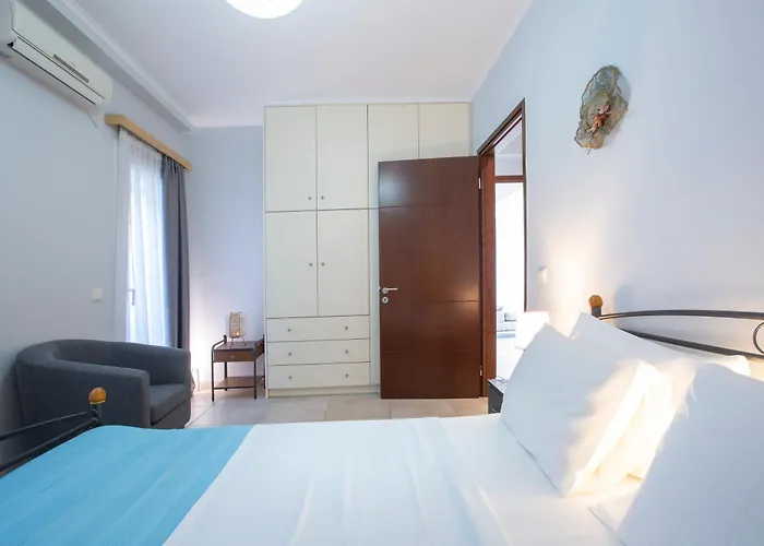 Agoritsa Beachfront With Its Own Pontoon Appartement