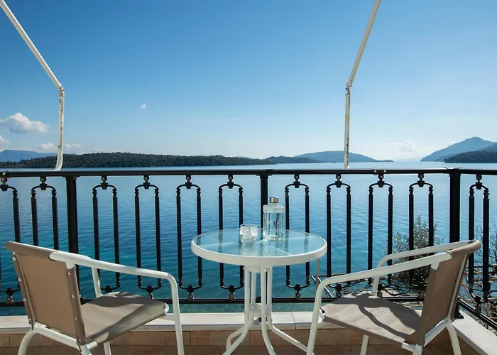 Agoritsa Beachfront With Its Own Pontoon * Nydri (Lefkada)