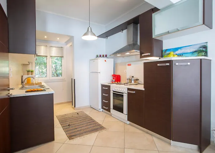 Agoritsa Beachfront With Its Own Pontoon Apartment *